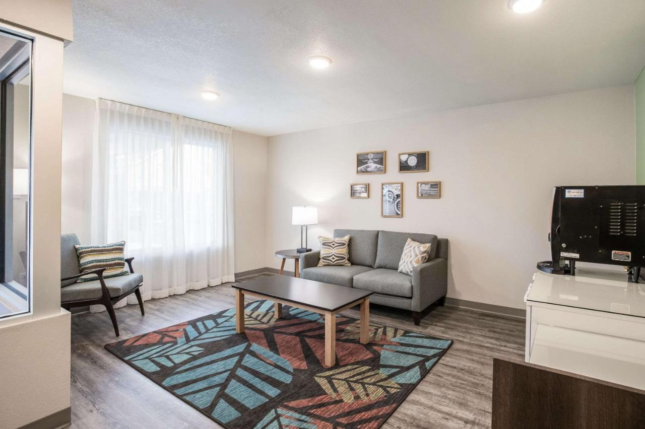 Woodspring Suites Detroit Мадісон-Гайтс Екстер'єр фото