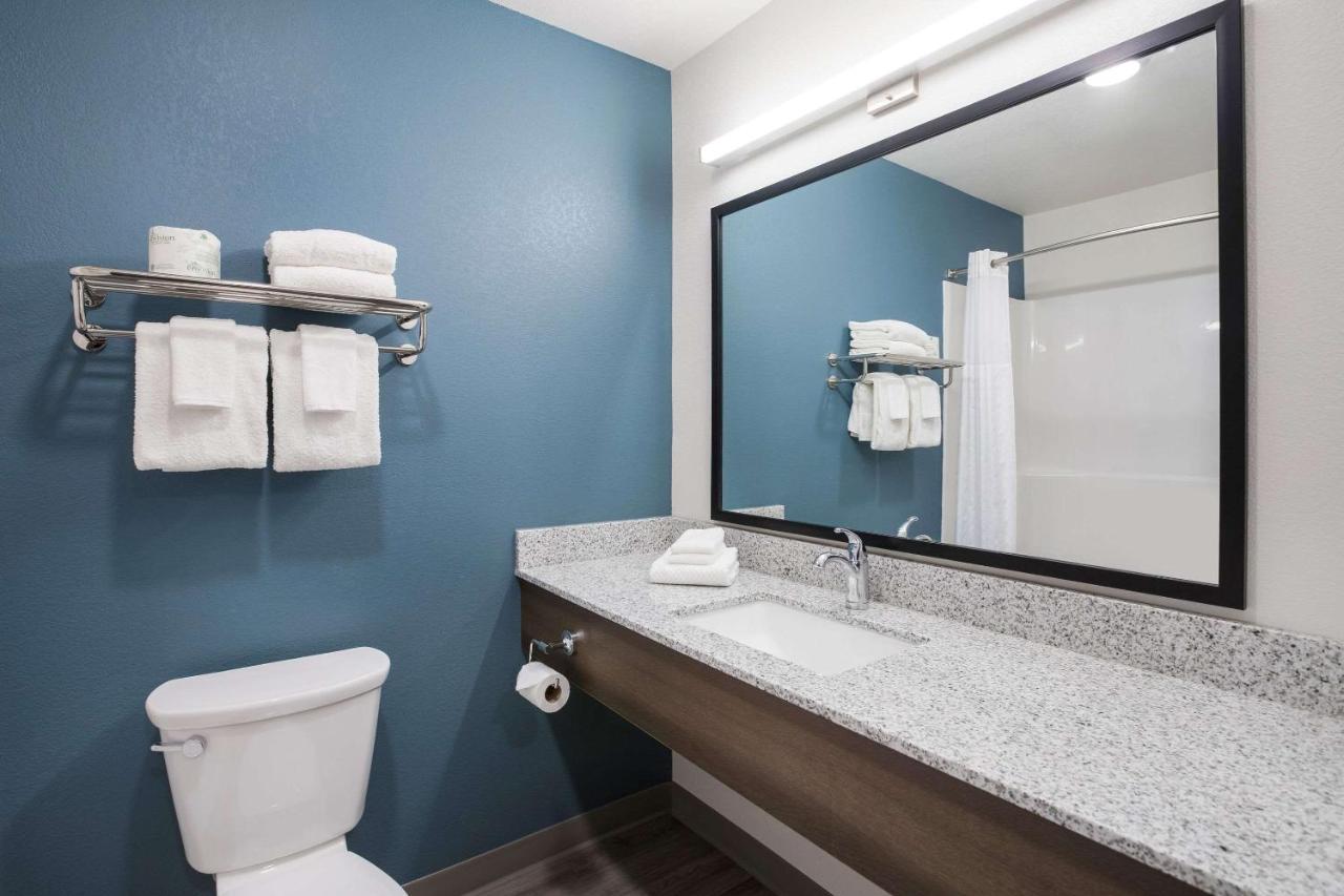 Woodspring Suites Detroit Мадісон-Гайтс Екстер'єр фото